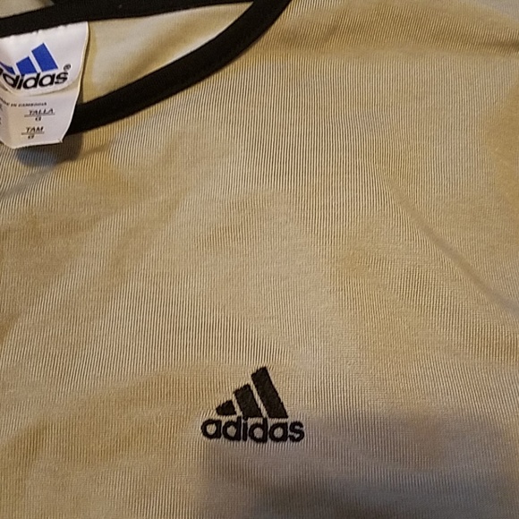 Adidas long sleeve top. - Picture 6 of 7